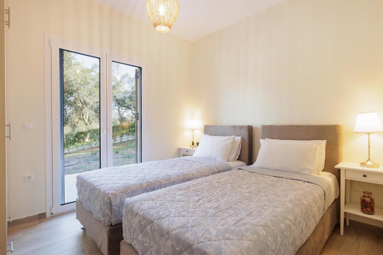 Villa Breeze & Villa Coco By Konnect, Avlaki Beach Kassiopi Luaran gambar